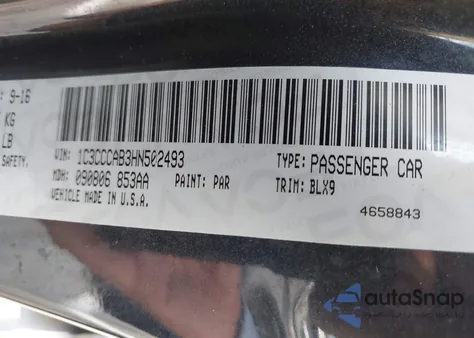 2017 Chrysler 200 Limited Platinum z USA, uszkodzony, nr VIN 1C3CCCAB3HN502493